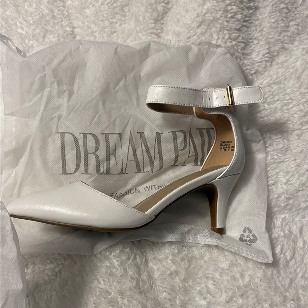 Dream Pairs Elegant White Heels with Ankle Strap